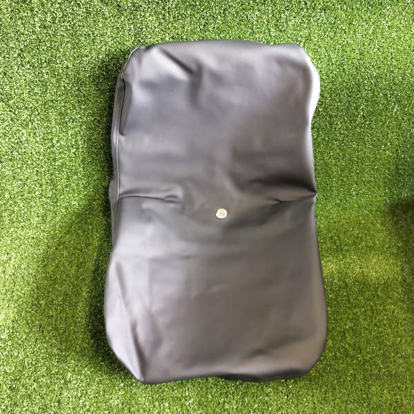 ● シートカバー 一体型 B オペレーターシート用 【新品】 トラクター コンバインなど シート部品 農機パーツ Ds1a1895