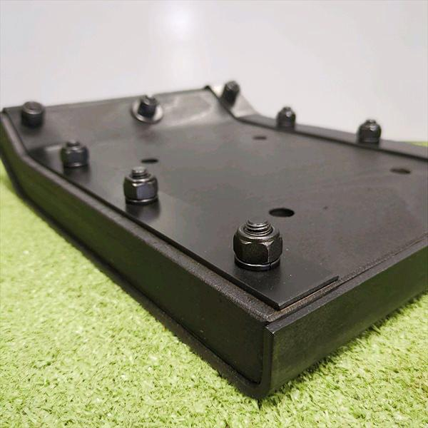 ランマー用 底板 明和 RT-50R ボルト ナット4セット付き【新品/社外品】フートプレート タンピングランマー メイワ MEIWA 建機 ●A12a2193