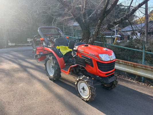 八女市で「クボタ JB11 トラクター」「オーレック SF600 管理機」を買取しました！