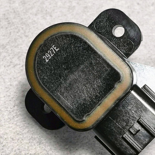 カバーセンサー クボタ KL3450 オート深耕【純正新品】◆定形外送料無料◆ kubota トラクターパーツ 農機具部品 ● Fs5ua2617