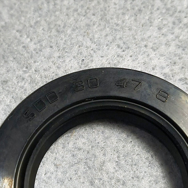 爪軸オイルシール スリーブ付 計4個セット PSC4B ヤンマー ふらみんご【純正新品】30.47.08 ◆定形外送料無料◆ 耕うん機用 農機部品 パーツ ●As9ua2738