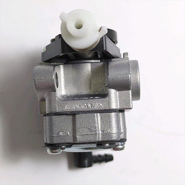 ダイヤフラム式　キャブレター マキタ ME230T チェンソー エンジン部品 パーツ ◆定形外送料無料◆【純正 新品】 makita ● d18ua2347