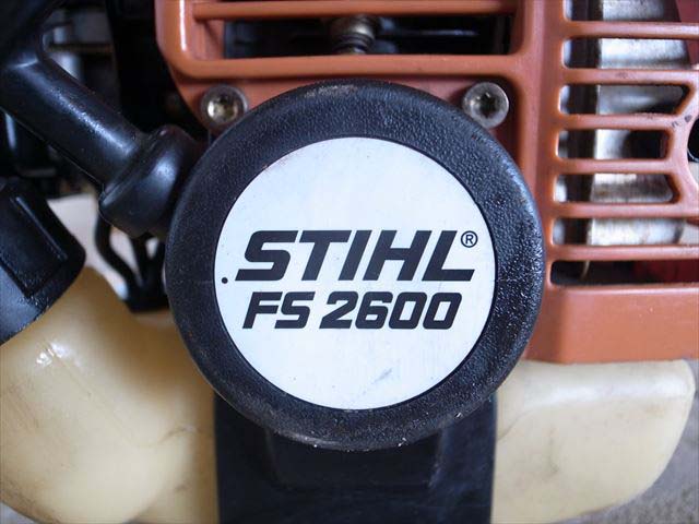 愛知 西尾倉庫店 AA912 STIHL 草刈機 FS26C 両手ハンドル 24.1 スチール 草払機 刈払機 刈払  農業機械(本体)｜売買されたオークション情報、yahooの商品情報をアーカイブ公開 - オークファン 農業機械